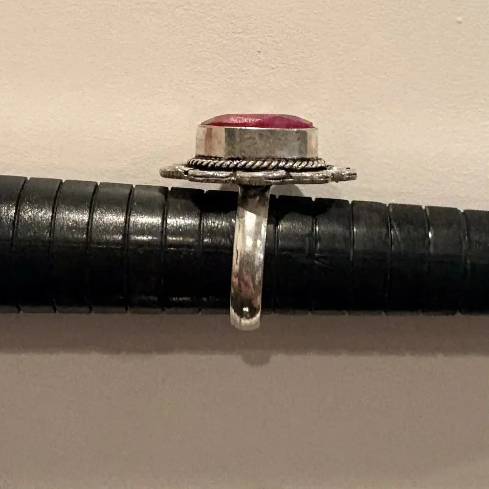 Sterling Silver and Ruby Ring Size 7 w/ Scalloped Edges Vintage